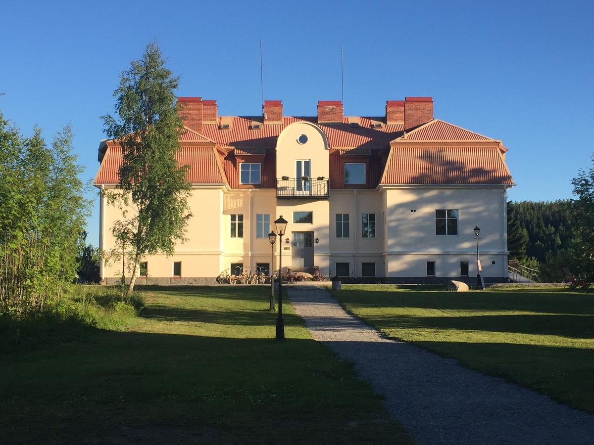Bed & Breakfast Norrfly Herrgård 3*